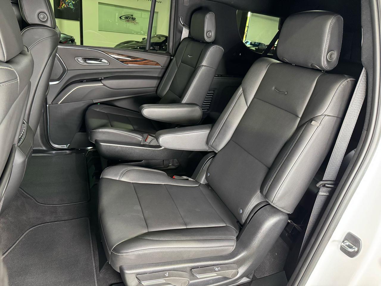 2024 Cadillac Escalade ESV 4WD Luxury Fort Lauderdale FL