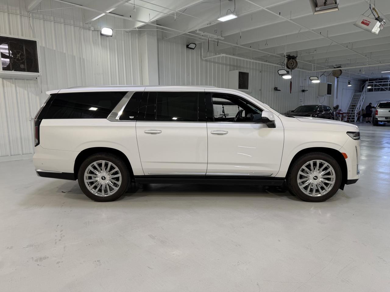 2024 Cadillac Escalade ESV 4WD Premium Luxury San Antonio TX