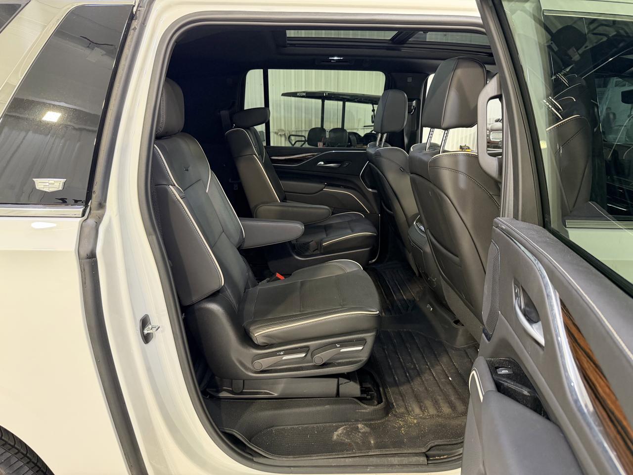 2024 Cadillac Escalade ESV 4WD Premium Luxury San Antonio TX