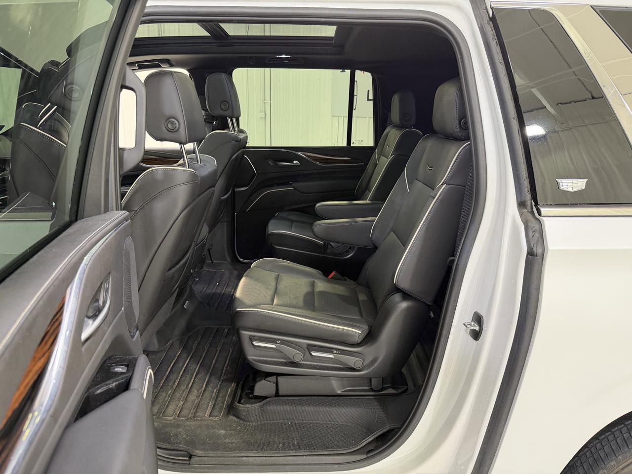 2024 Cadillac Escalade ESV 4WD Premium Luxury San Antonio TX