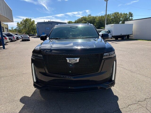 2024 Cadillac Escalade ESV 4WD Sport Cleveland OH