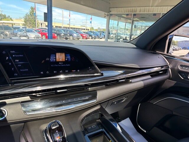 2024 Cadillac Escalade ESV 4WD Sport Cleveland OH
