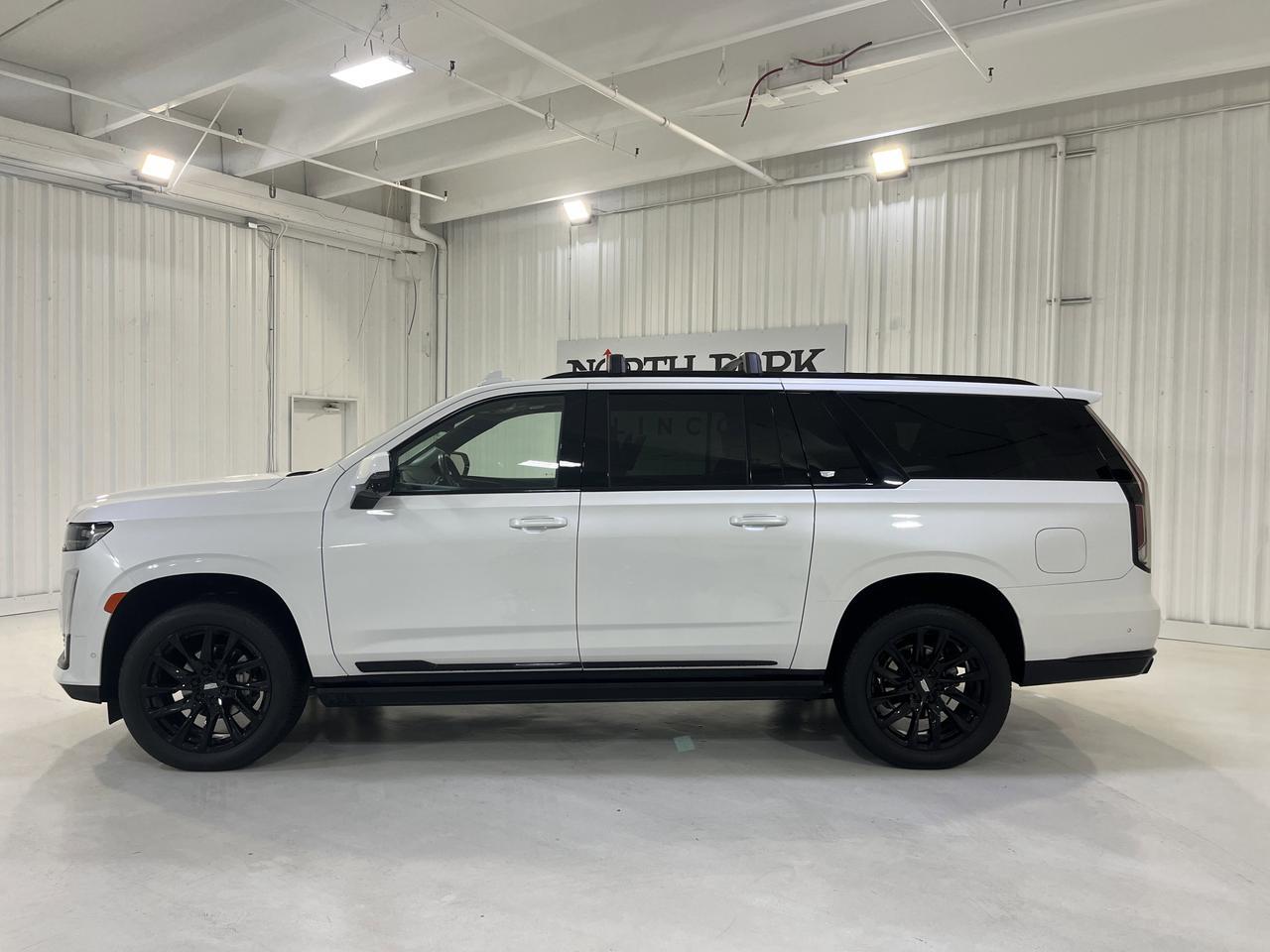 2024 Cadillac Escalade ESV 4WD Sport Platinum