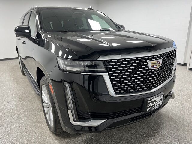 2024 Cadillac Escalade ESV Luxury