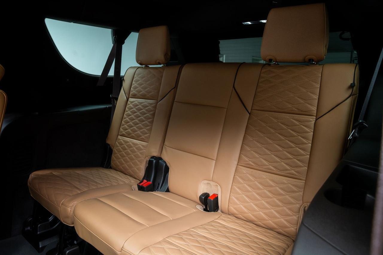 2024 Cadillac Escalade ESV Sport 1 Owner Air Ride Adaptive Suspension Soft Close Do Portland OR