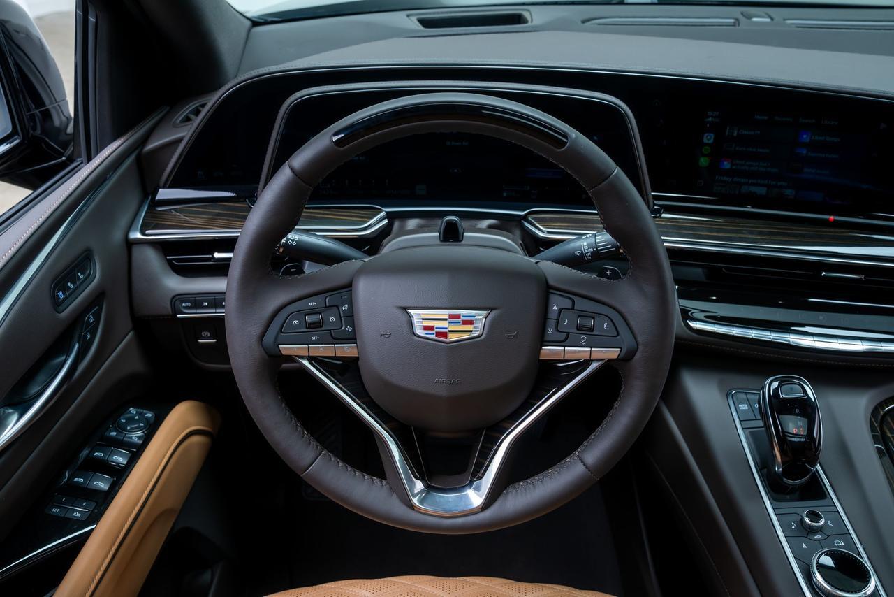 2024 Cadillac Escalade ESV Sport 1 Owner Air Ride Adaptive Suspension Soft Close Do Portland OR