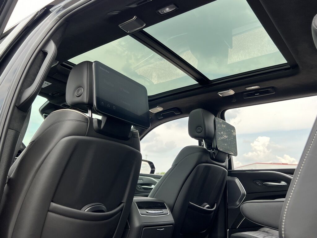 2024 Cadillac Escalade ESV Sport Platinum Indianapolis IN