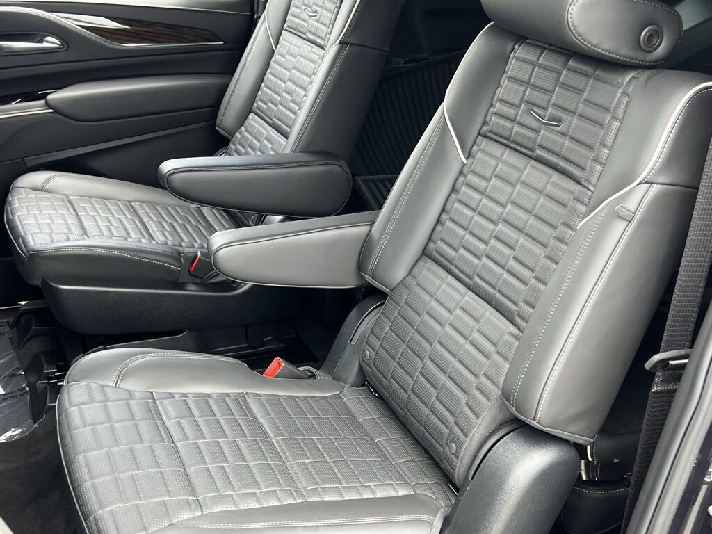 2024 Cadillac Escalade ESV Sport Platinum Indianapolis IN