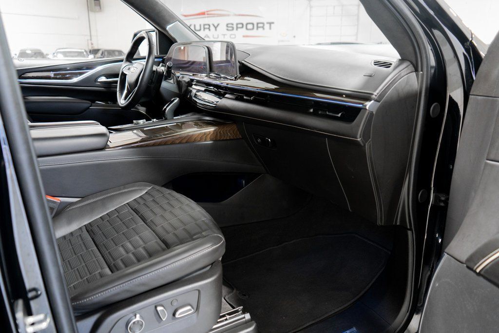 2024 Cadillac Escalade ESV Sport Platinum Tigard OR