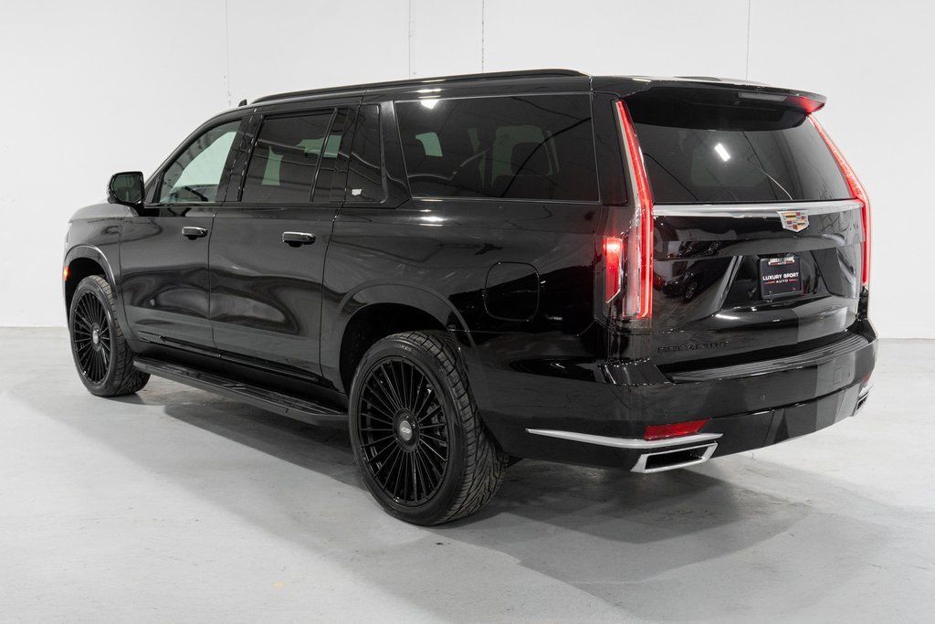 2024 Cadillac Escalade ESV Sport Platinum
