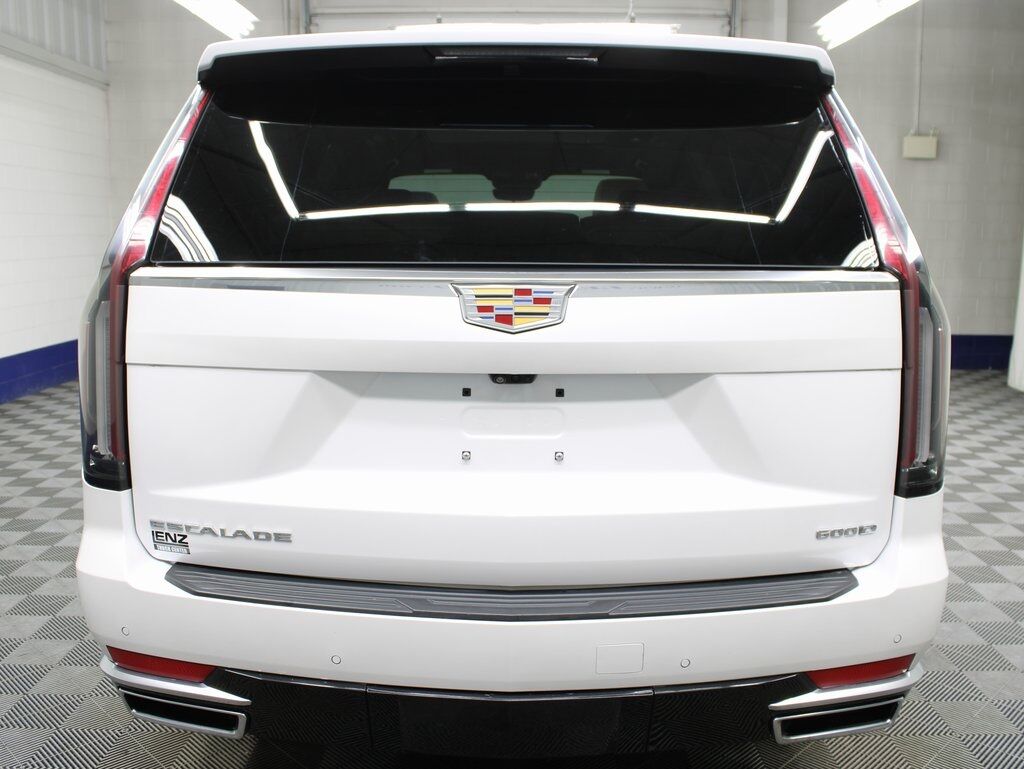 2024 Cadillac Escalade Premium Luxury 4WD 7 Passenger Fond du Lac WI