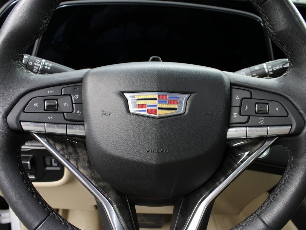 2024 Cadillac Escalade Premium Luxury 4WD 7 Passenger Fond du Lac WI