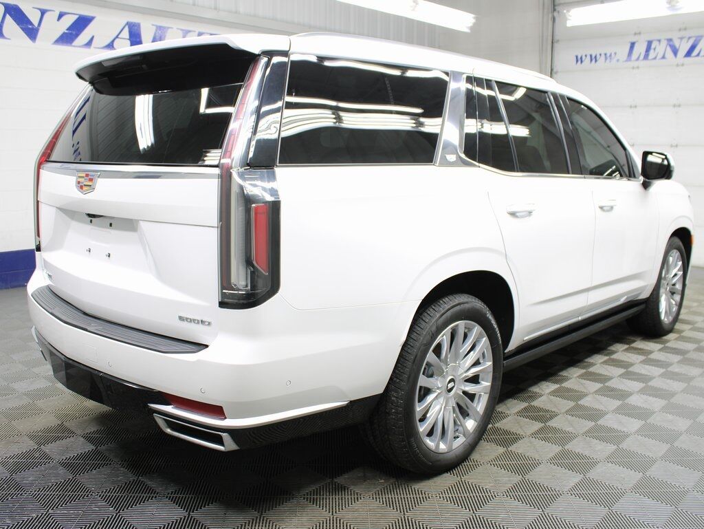 2024 Cadillac Escalade Premium Luxury 4WD 7 Passenger Fond du Lac WI