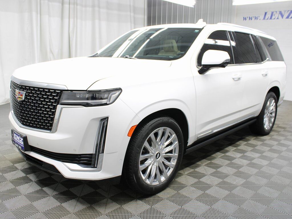 2024 Cadillac Escalade Premium Luxury 4WD 7 Passenger Fond du Lac WI