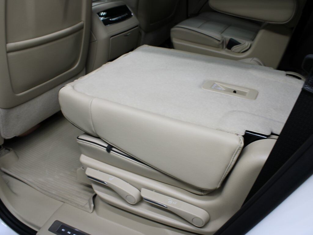 2024 Cadillac Escalade Premium Luxury 4WD 7 Passenger Fond du Lac WI