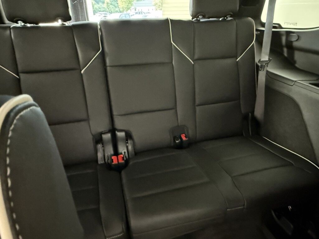 2024 Cadillac Escalade Premium Luxury 4x4 Maumee OH