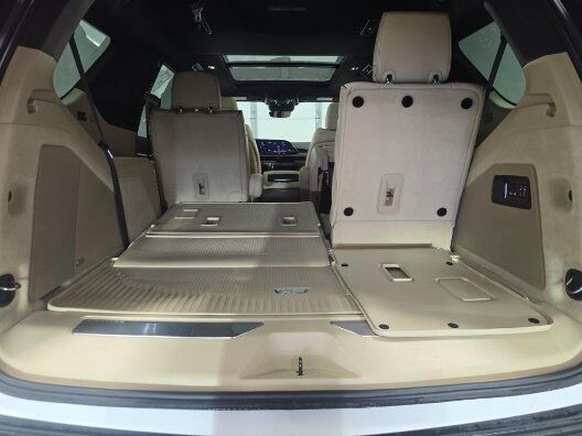 2024 Cadillac Escalade Premium Luxury AWD Minocqua WI