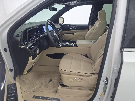 2024 Cadillac Escalade Premium Luxury AWD Minocqua WI
