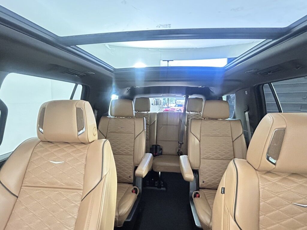 2024 Cadillac Escalade Sport 4WD Duramax Diesel w/Onyx Package Maumee OH