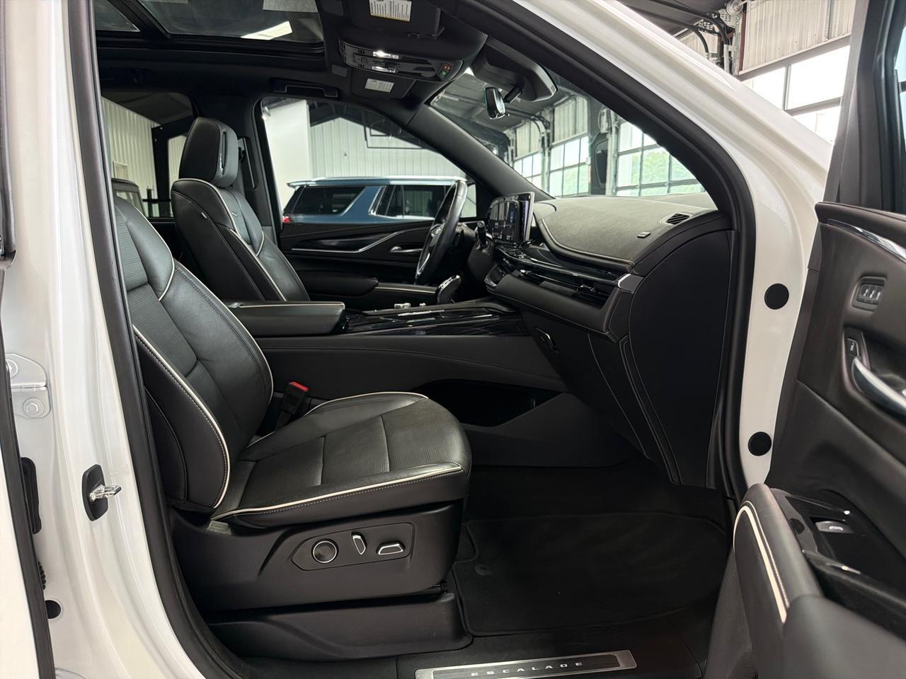 2024 Cadillac Escalade Sport, 4x4, Onyx Pkg, Touring Pkg, Power Assist Steps Houston TX