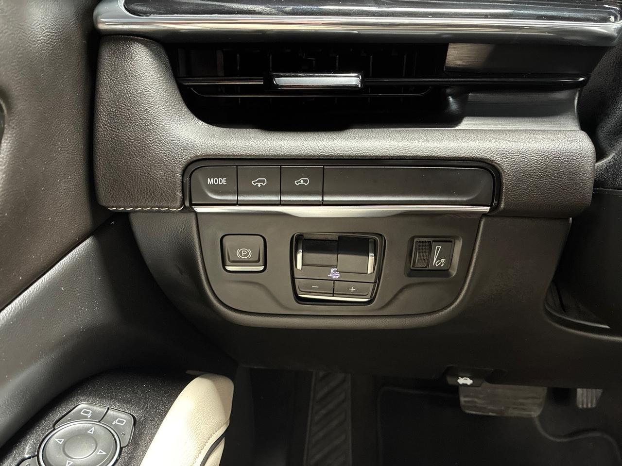 2024 Cadillac Escalade Sport, Onyx Pkg, Touring Pkg, Night Vision, Rear Entertainment, Power Boards Houston TX