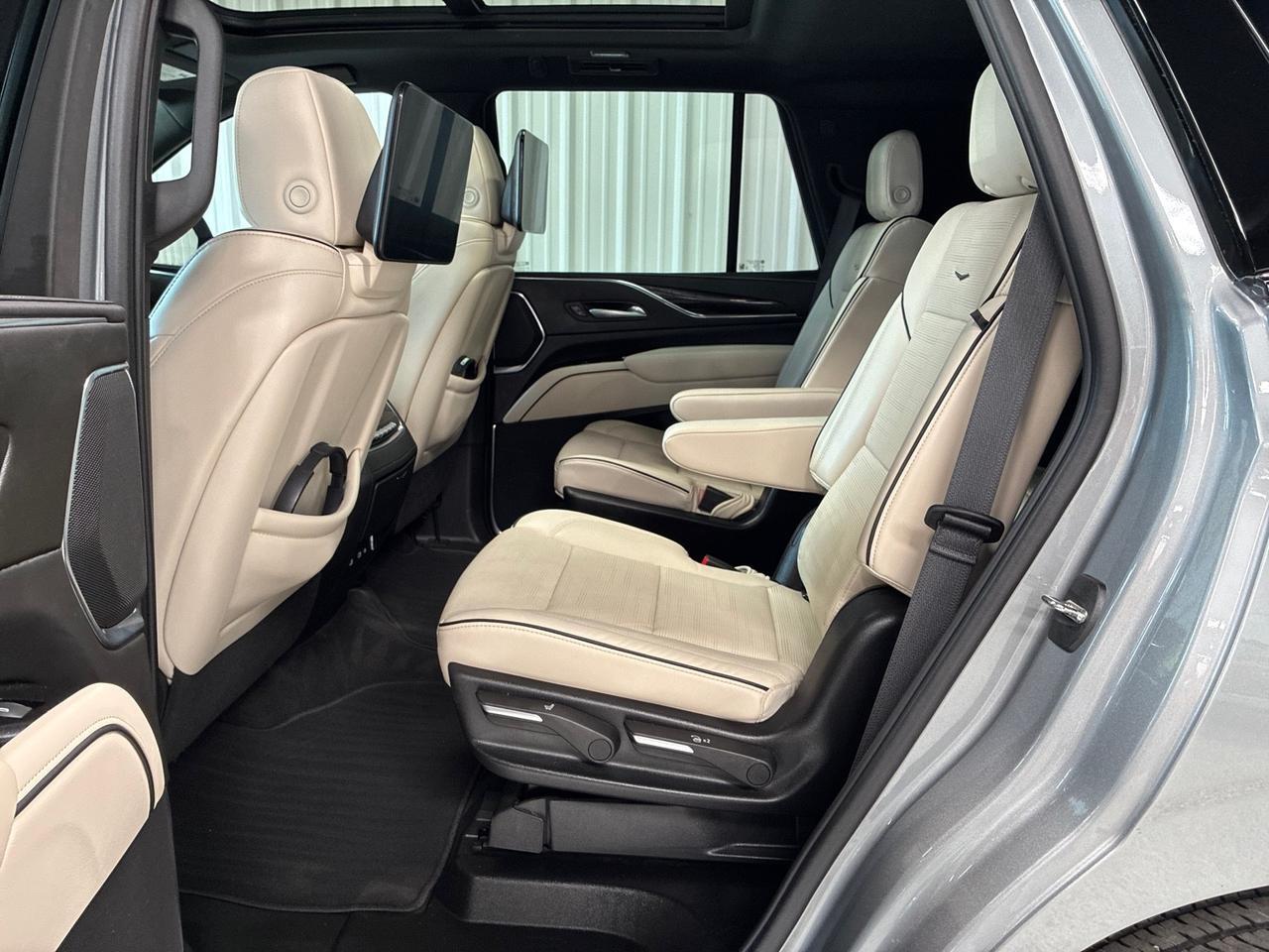 2024 Cadillac Escalade Sport, Onyx Pkg, Touring Pkg, Night Vision, Rear Entertainment, Power Boards Houston TX