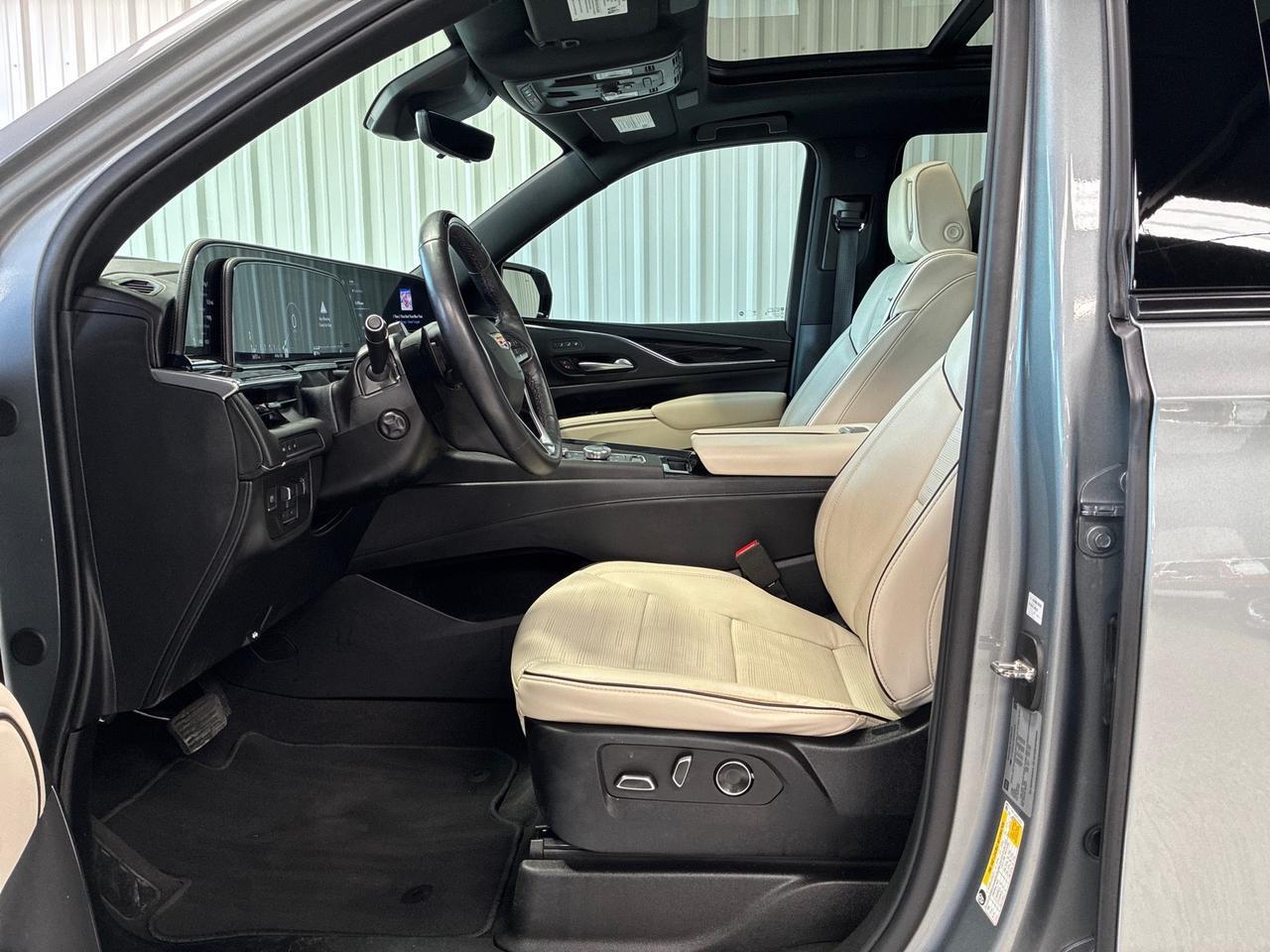 2024 Cadillac Escalade Sport, Onyx Pkg, Touring Pkg, Night Vision, Rear Entertainment, Power Boards Houston TX