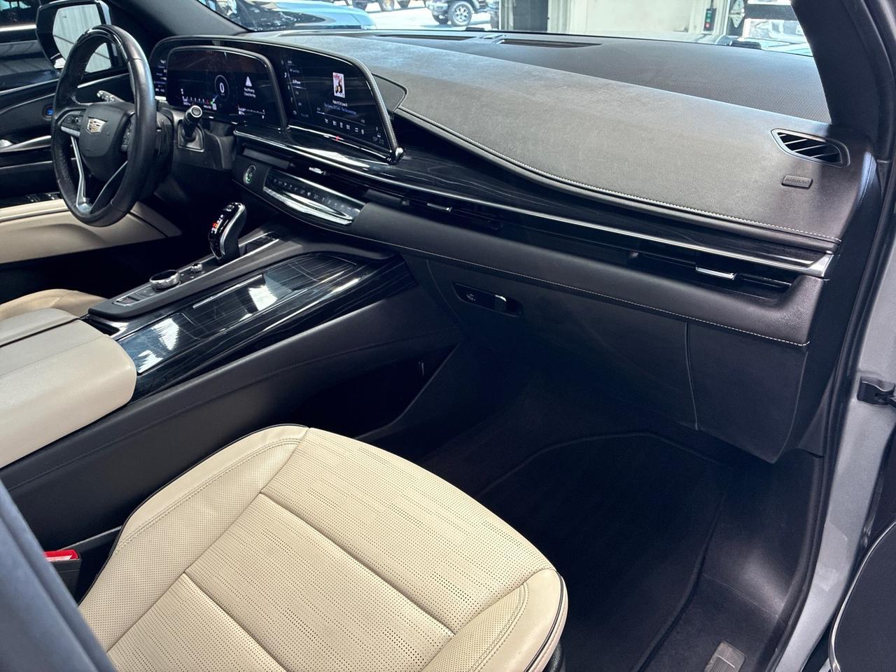 2024 Cadillac Escalade Sport, Onyx Pkg, Touring Pkg, Night Vision, Rear Entertainment, Power Boards Houston TX