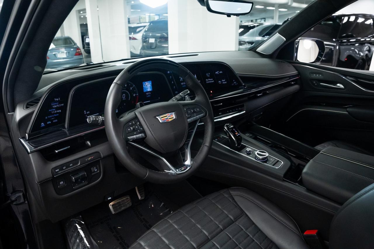 2024 Cadillac Escalade V-Series 1 Owner Vented Seats Onyx Package Starlight Headli Portland OR