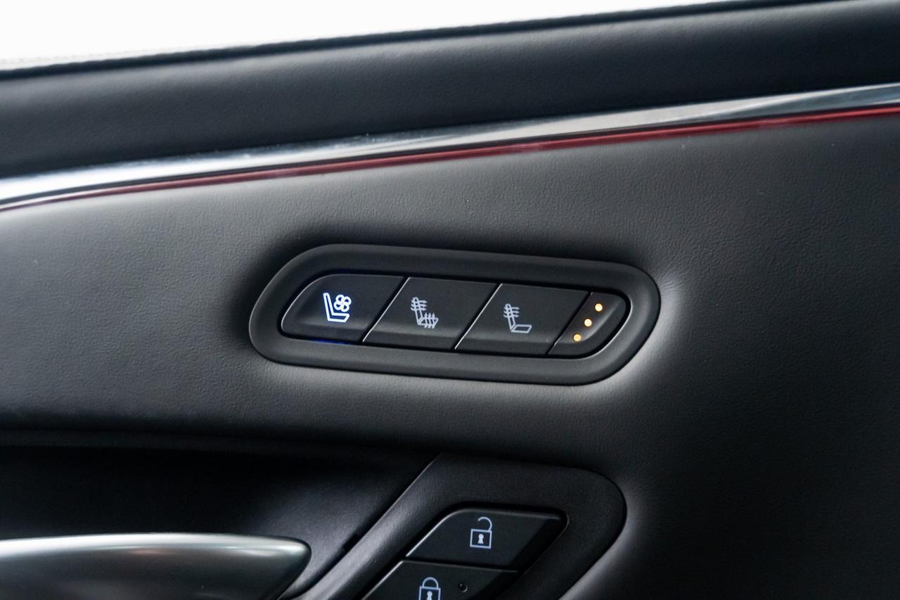 2024 Cadillac Escalade V-Series 1 Owner Vented Seats Onyx Package Starlight Headli Portland OR