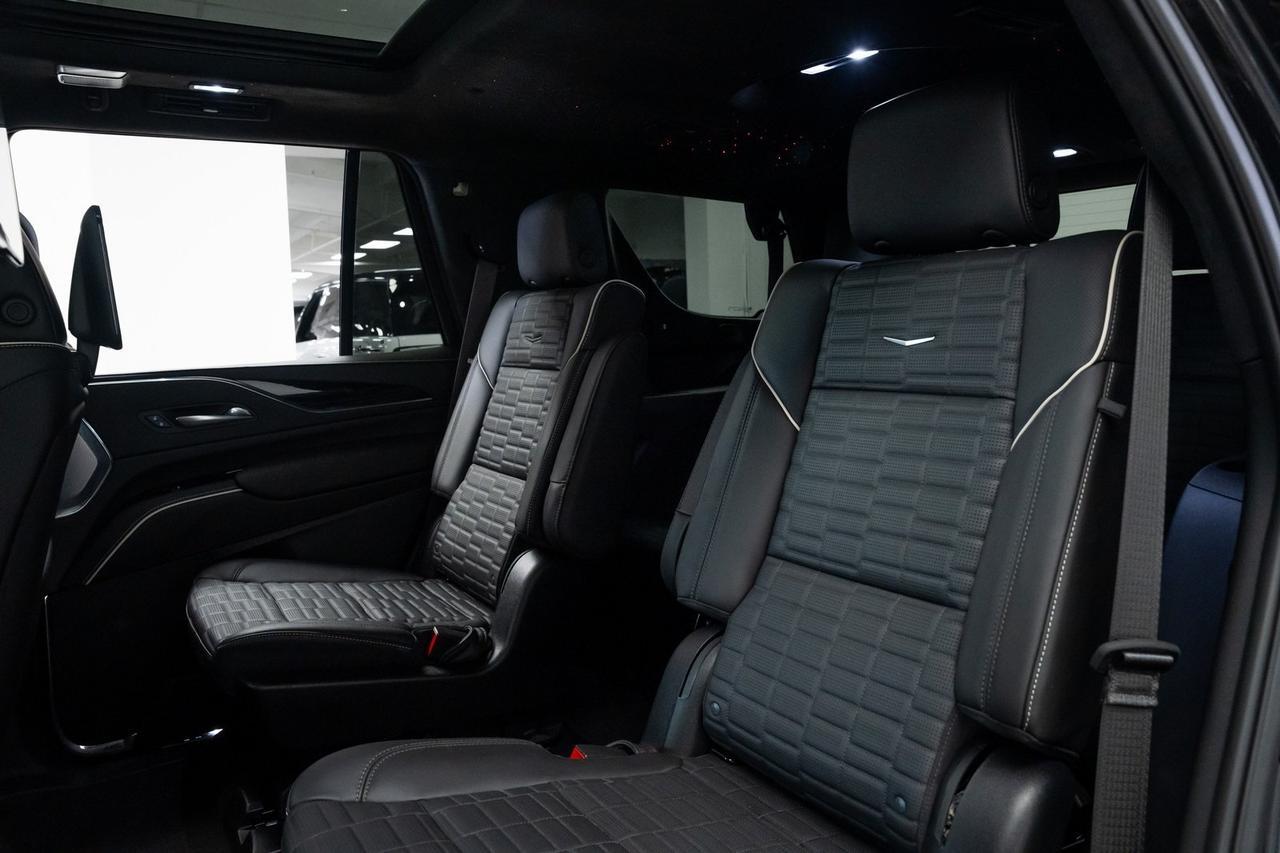 2024 Cadillac Escalade V-Series 1 Owner Vented Seats Onyx Package Starlight Headli Portland OR