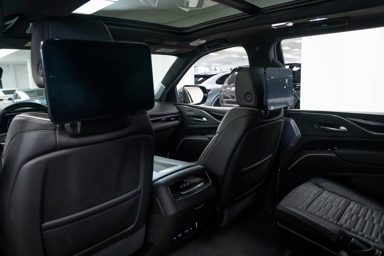 2024 Cadillac Escalade V-Series 1 Owner Vented Seats Onyx Package Starlight Headli Portland OR