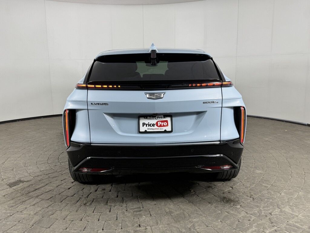 2024 Cadillac LYRIQ 4dr Luxury AWD w/1SC Maumee OH