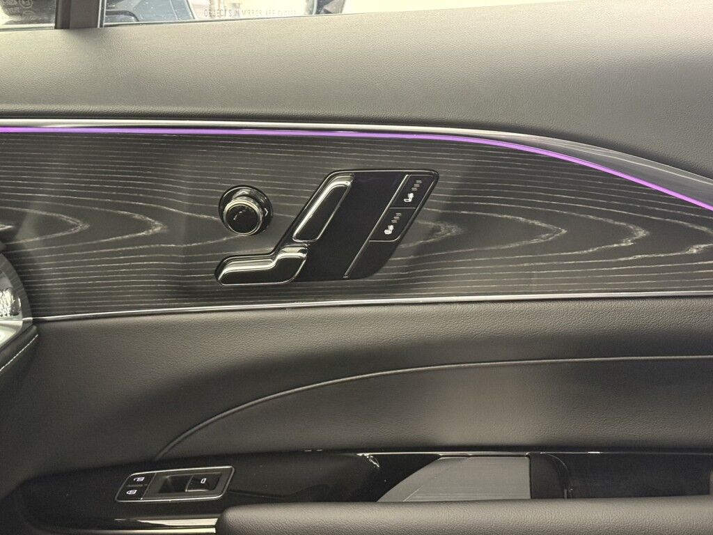 2024 Cadillac LYRIQ 4dr Luxury AWD w/1SC Maumee OH