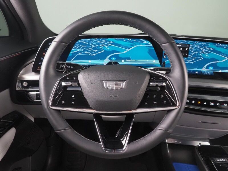 2024 Cadillac LYRIQ Luxury 1 AWD *NAVIGATION, ADAPTIVE CRUISE, SAFETY ALERTS, 360 VIEW CAMERAS, COLOR TOUCHSCREEN, PANORAMA GLASS ROOF, HEATED SEATS/STEERING, POWER LIFTGATE, 20 INCH WHEELS, WIRELESS CHARGING, ANDROID & APPLE Round Rock TX