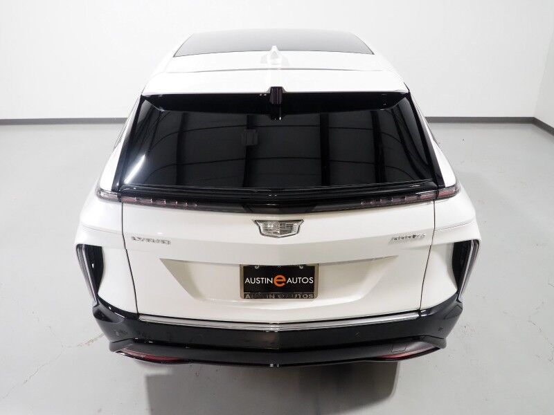 2024 Cadillac LYRIQ Luxury 1 AWD *NAVIGATION, ADAPTIVE CRUISE, SAFETY ALERTS, 360 VIEW CAMERAS, COLOR TOUCHSCREEN, PANORAMA GLASS ROOF, HEATED SEATS/STEERING, POWER LIFTGATE, 20 INCH WHEELS, WIRELESS CHARGING, ANDROID & APPLE Round Rock TX