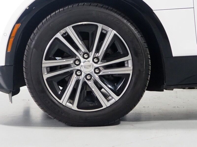 2024 Cadillac LYRIQ Luxury 1 AWD *NAVIGATION, ADAPTIVE CRUISE, SAFETY ALERTS, 360 VIEW CAMERAS, COLOR TOUCHSCREEN, PANORAMA GLASS ROOF, HEATED SEATS/STEERING, POWER LIFTGATE, 20 INCH WHEELS, WIRELESS CHARGING, ANDROID & APPLE Round Rock TX
