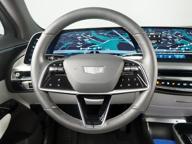 2024 Cadillac LYRIQ Luxury 1 AWD *NAVIGATION, ADAPTIVE CRUISE, SAFETY ALERTS, 360 VIEW CAMERAS, COLOR TOUCHSCREEN, PANORAMA GLASS ROOF, HEATED SEATS/STEERING, POWER LIFTGATE, 20 INCH WHEELS, WIRELESS CHARGING, ANDROID & APPLE Round Rock TX