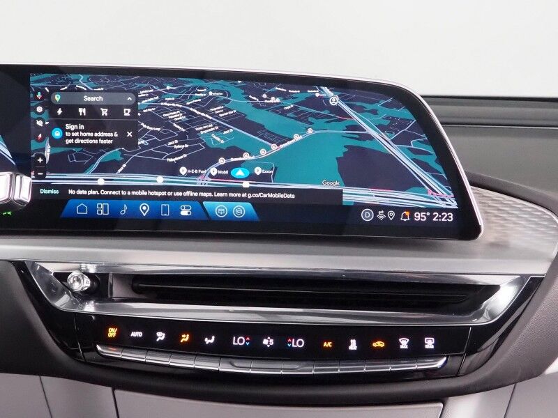 2024 Cadillac LYRIQ Luxury 1 AWD *NAVIGATION, ADAPTIVE CRUISE, SAFETY ALERTS, 360 VIEW CAMERAS, COLOR TOUCHSCREEN, PANORAMA GLASS ROOF, HEATED SEATS/STEERING, POWER LIFTGATE, 20 INCH WHEELS, WIRELESS CHARGING, ANDROID & APPLE Round Rock TX