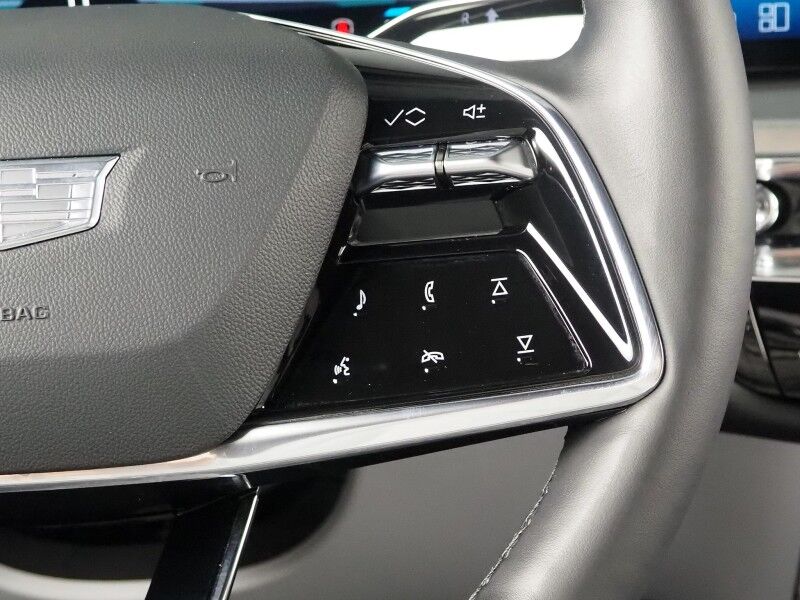 2024 Cadillac LYRIQ Luxury 1 AWD *NAVIGATION, ADAPTIVE CRUISE, SAFETY ALERTS, 360 VIEW CAMERAS, COLOR TOUCHSCREEN, PANORAMA GLASS ROOF, HEATED SEATS/STEERING, POWER LIFTGATE, 20 INCH WHEELS, WIRELESS CHARGING, ANDROID & APPLE Round Rock TX