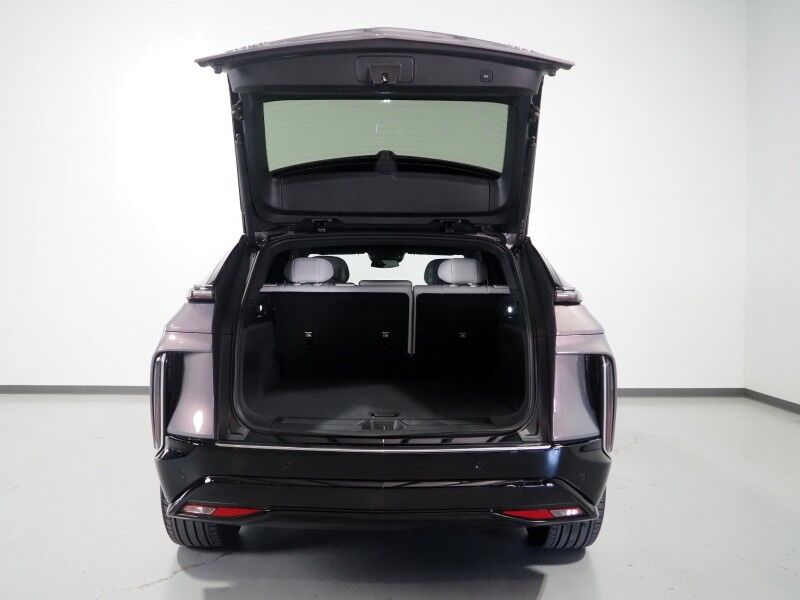 2024 Cadillac LYRIQ Luxury 1 AWD *NAVIGATION, ADAPTIVE CRUISE, SAFETY ALERTS, 360 VIEW CAMERAS, COLOR TOUCHSCREEN, PANORAMA GLASS ROOF, HEATED SEATS/STEERING, POWER LIFTGATE, 20 INCH WHEELS, WIRELESS CHARGING, ANDROID & APPLE Round Rock TX
