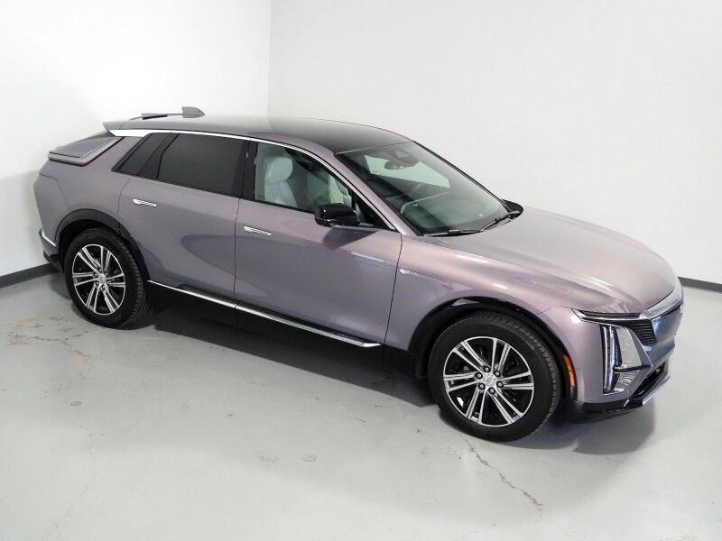 2024 Cadillac LYRIQ Luxury 1 AWD *NAVIGATION, ADAPTIVE CRUISE, SAFETY ALERTS, 360 VIEW CAMERAS, COLOR TOUCHSCREEN, PANORAMA GLASS ROOF, HEATED SEATS/STEERING, POWER LIFTGATE, 20 INCH WHEELS, WIRELESS CHARGING, ANDROID & APPLE Round Rock TX