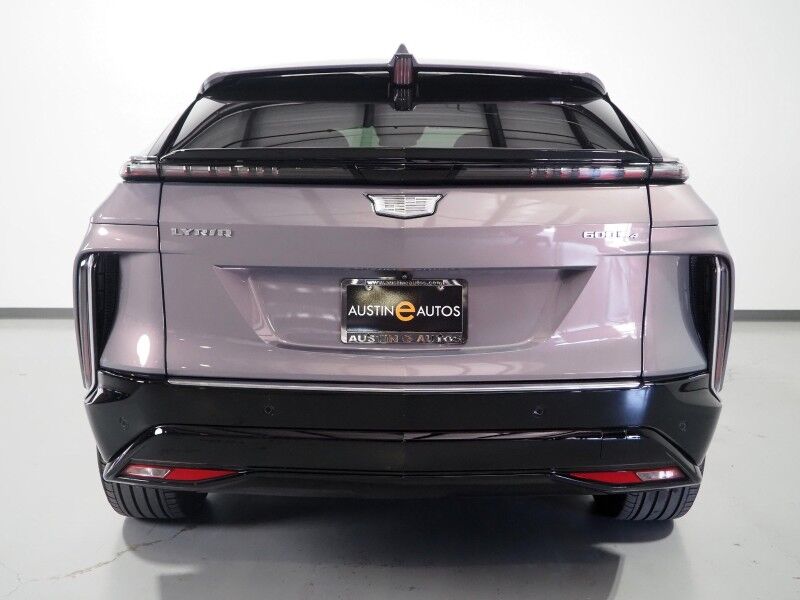 2024 Cadillac LYRIQ Luxury 1 AWD *NAVIGATION, ADAPTIVE CRUISE, SAFETY ALERTS, 360 VIEW CAMERAS, COLOR TOUCHSCREEN, PANORAMA GLASS ROOF, HEATED SEATS/STEERING, POWER LIFTGATE, 20 INCH WHEELS, WIRELESS CHARGING, ANDROID & APPLE Round Rock TX