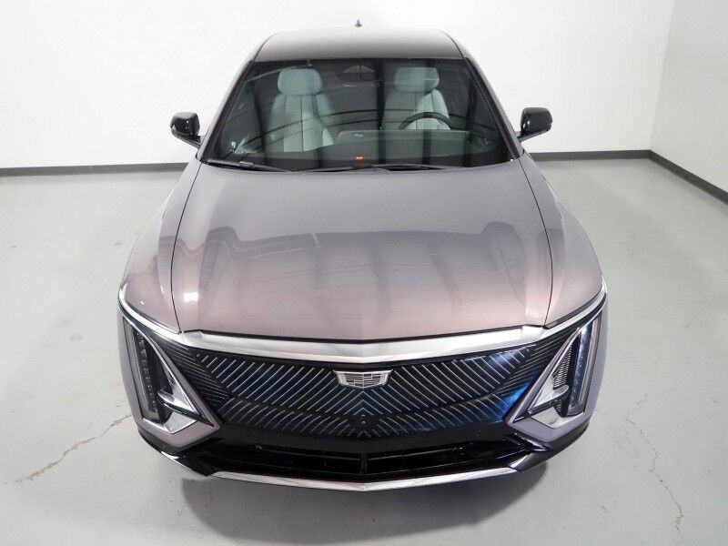 2024 Cadillac LYRIQ Luxury 1 AWD *NAVIGATION, ADAPTIVE CRUISE, SAFETY ALERTS, 360 VIEW CAMERAS, COLOR TOUCHSCREEN, PANORAMA GLASS ROOF, HEATED SEATS/STEERING, POWER LIFTGATE, 20 INCH WHEELS, WIRELESS CHARGING, ANDROID & APPLE Round Rock TX