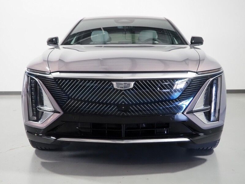 2024 Cadillac LYRIQ Luxury 1 AWD *NAVIGATION, ADAPTIVE CRUISE, SAFETY ALERTS, 360 VIEW CAMERAS, COLOR TOUCHSCREEN, PANORAMA GLASS ROOF, HEATED SEATS/STEERING, POWER LIFTGATE, 20 INCH WHEELS, WIRELESS CHARGING, ANDROID & APPLE Round Rock TX