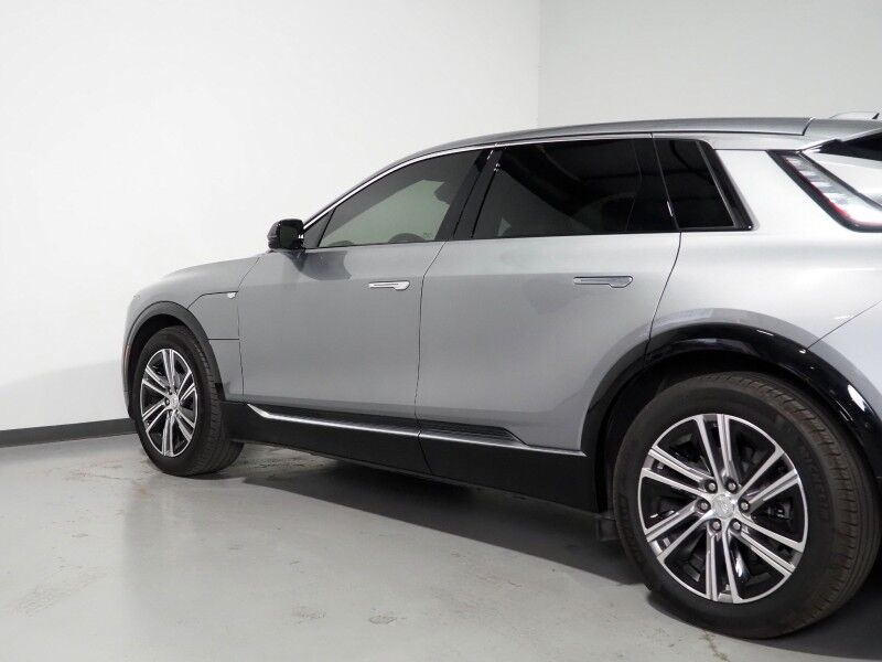 2024 Cadillac LYRIQ Luxury 1 AWD *NAVIGATION, ADAPTIVE CRUISE, SAFETY ALERTS, 360 VIEW CAMERAS, COLOR TOUCHSCREEN, PANORAMA GLASS ROOF, HEATED SEATS/STEERING, POWER LIFTGATE, 20 INCH WHEELS, WIRELESS CHARGING, ANDROID & APPLE Round Rock TX