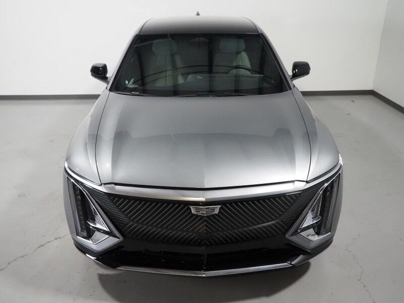 2024 Cadillac LYRIQ Luxury 1 AWD *NAVIGATION, ADAPTIVE CRUISE, SAFETY ALERTS, 360 VIEW CAMERAS, COLOR TOUCHSCREEN, PANORAMA GLASS ROOF, HEATED SEATS/STEERING, POWER LIFTGATE, 20 INCH WHEELS, WIRELESS CHARGING, ANDROID & APPLE Round Rock TX
