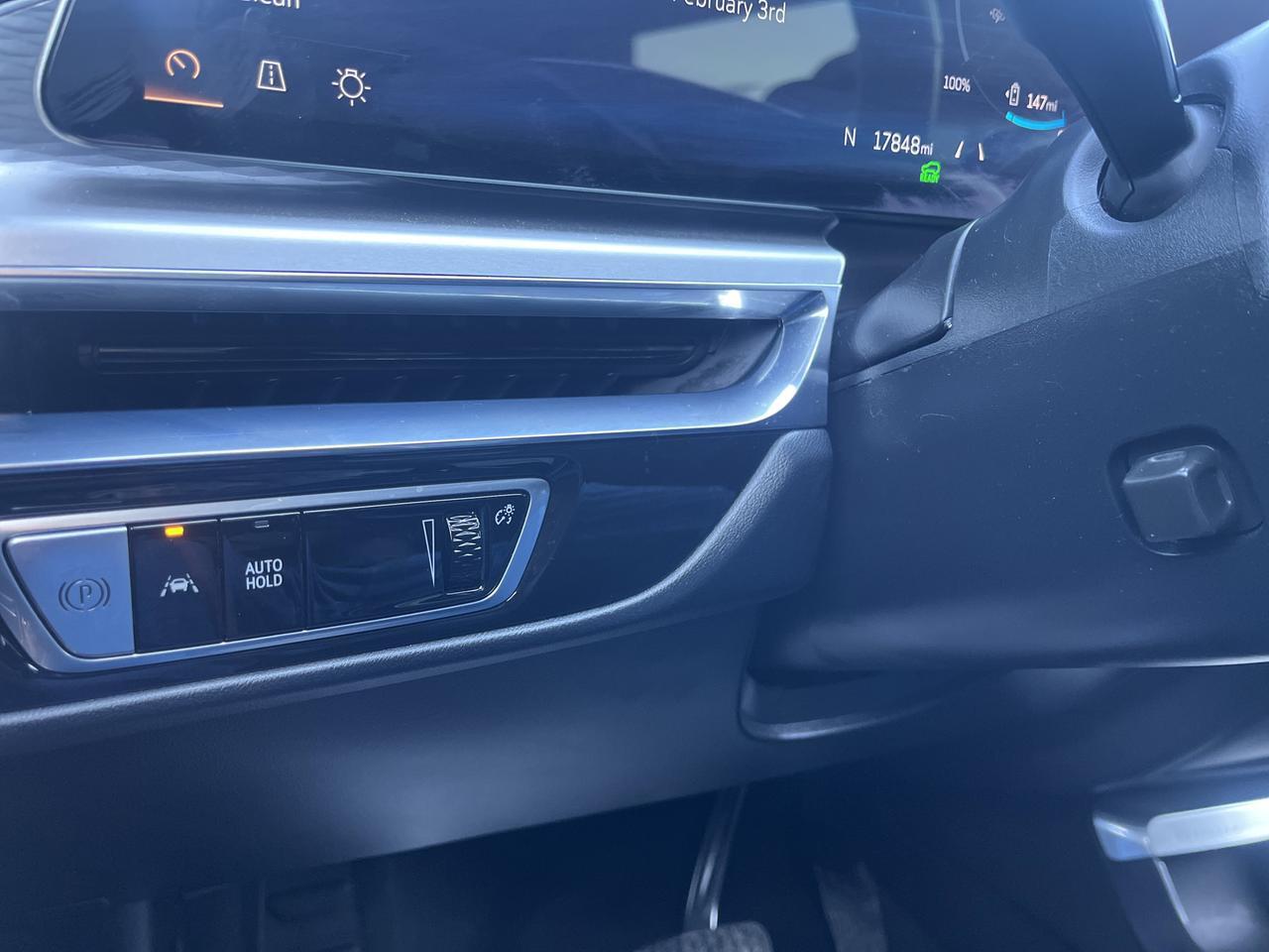 2024 Cadillac LYRIQ Luxury 1 AWD TrailerPrep w/AdptvCrz HtdMemLthr HtdSteeringWheel HD-SurroundVision Saukville WI