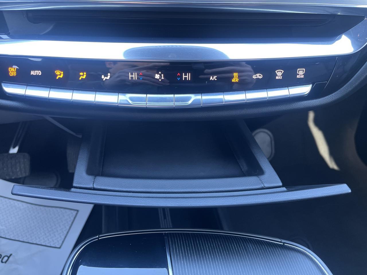 2024 Cadillac LYRIQ Luxury 1 AWD TrailerPrep w/AdptvCrz HtdMemLthr HtdSteeringWheel HD-SurroundVision Saukville WI