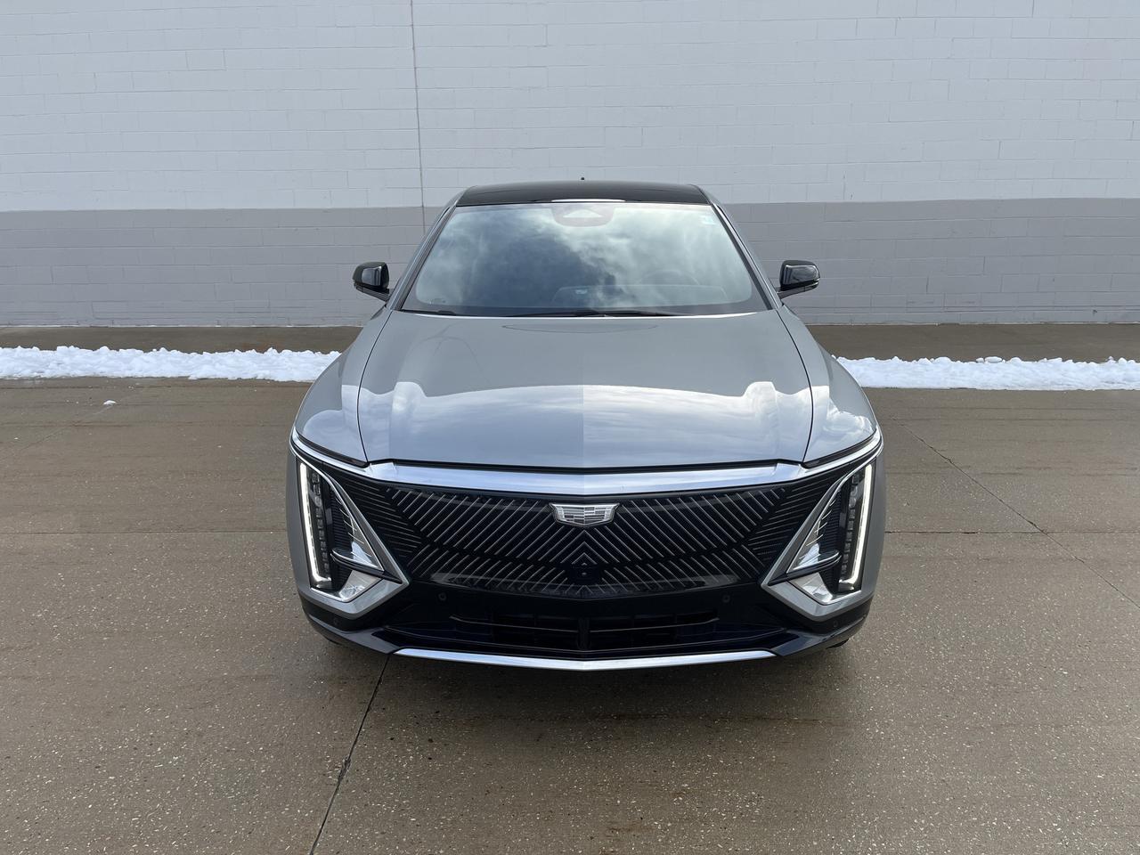 2024 Cadillac LYRIQ Luxury 3 AWD TraileringProvisions w/SuperCruise AdptveCrz Sunroof HtfCldMemLthr Hd-SrrndVsn